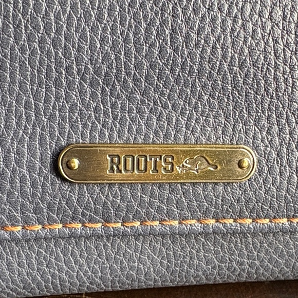 Roots Navy Leather Wallet - Picture 2 of 7